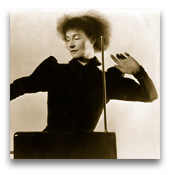 Lucie Rosen playing theremin